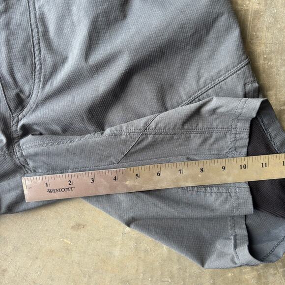 Kuhl Renegade Shorts Men's Size 36 Gray Outdoor Hiking Pockets Camping - Picture 15 of 16